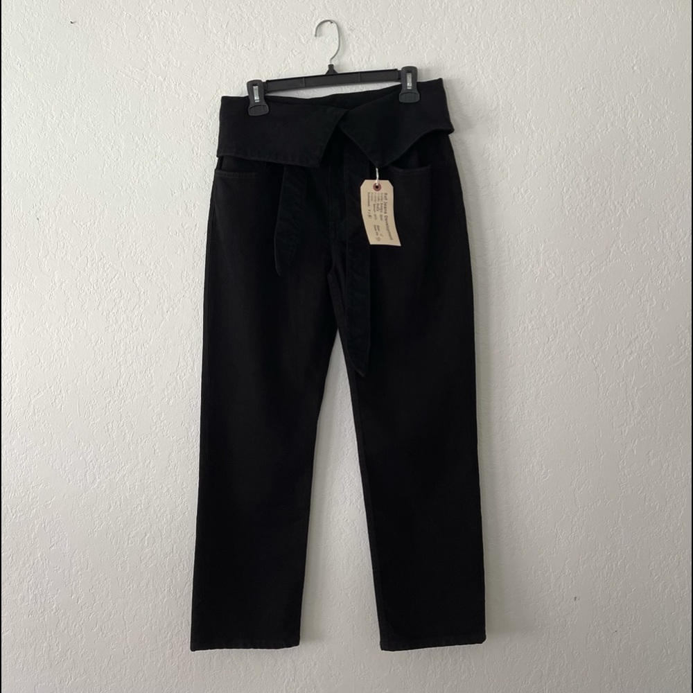 SIZE 27“ X 27" NWT Reformation • Maggie High Rise Jeans